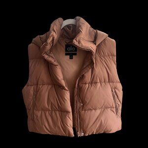 Alo Yoga Gold Rush Puffer Vest Toasted Almond Small
